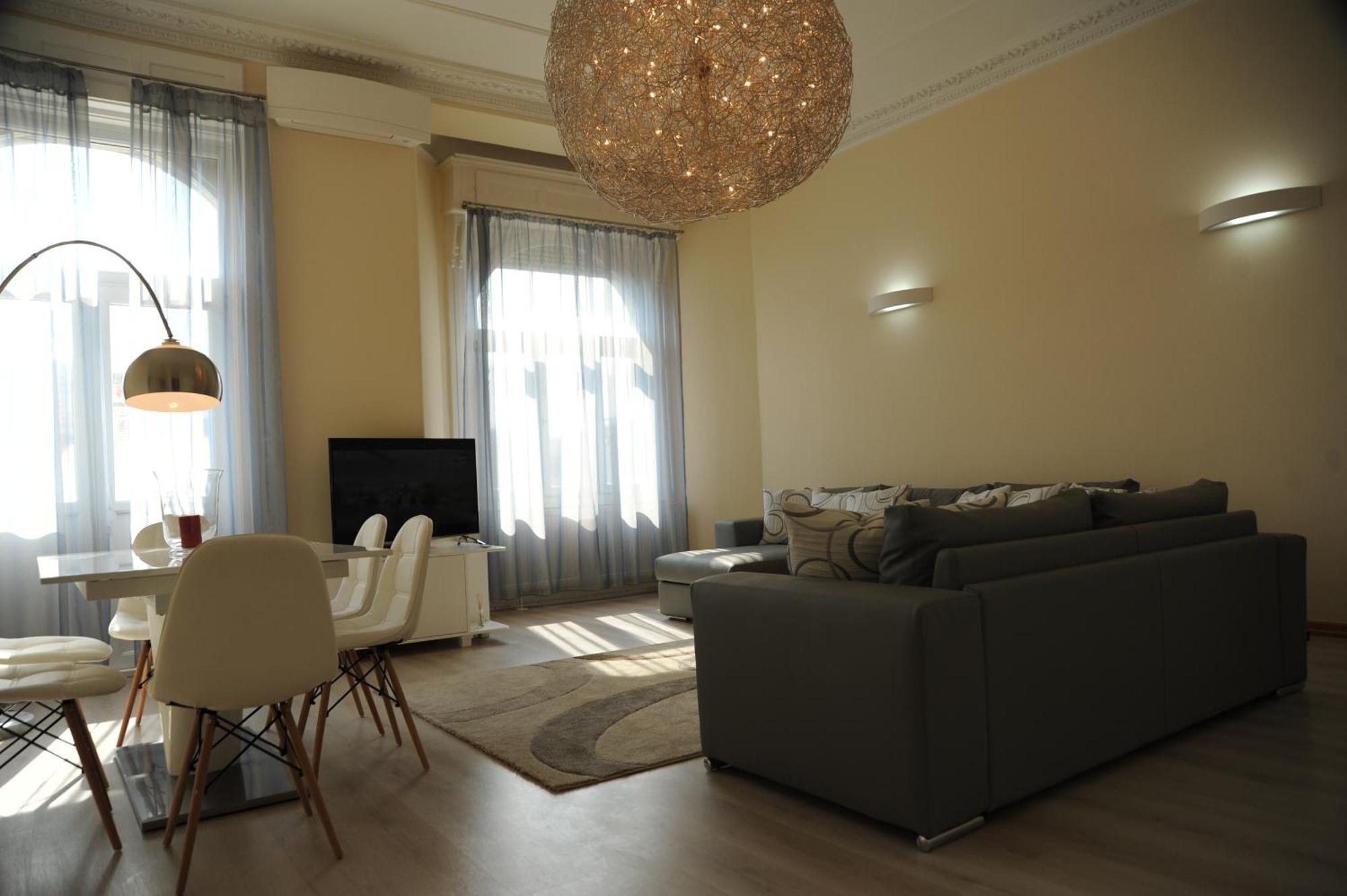 Budapesteasyflat Basilica Lux Buitenkant foto